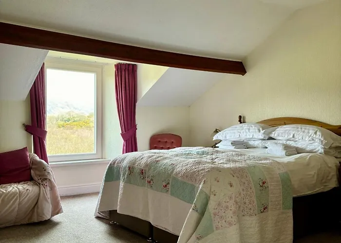 Forest How 2* Eskdale